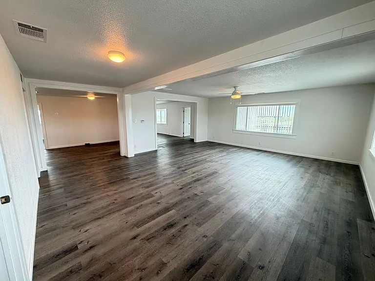 4410 S Holt Rd — Photo 11
