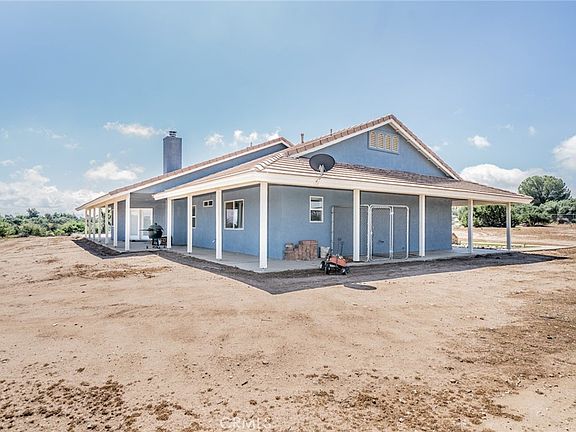 4th image of 10636 Larch Rd