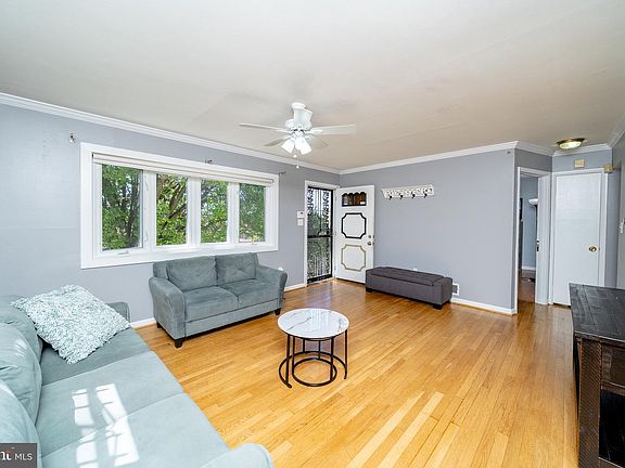 5th image of 1511 Warren Ave