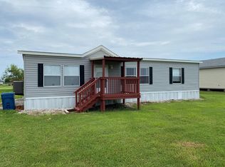 518 3rd St, Bayside, TX 78340