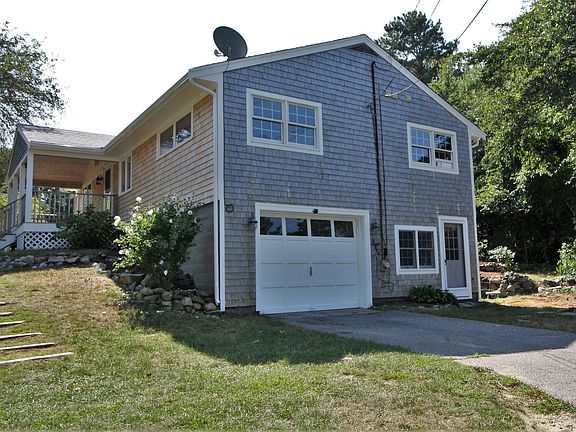3rd image of 61 Cranberry Lane
