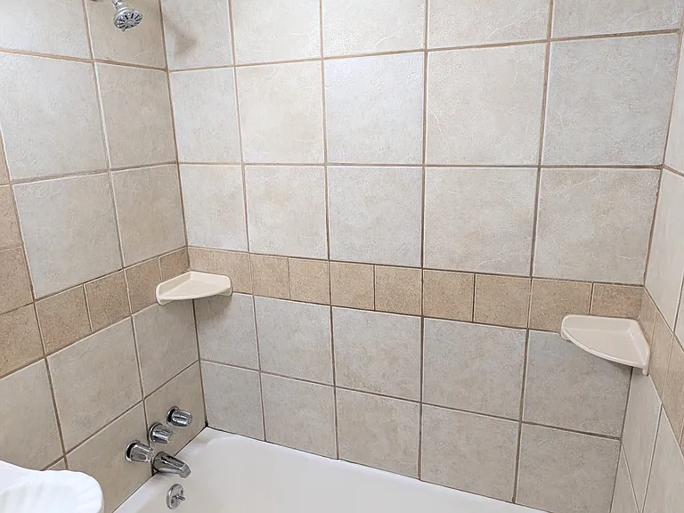 1215 S Willow Ave — Photo 10