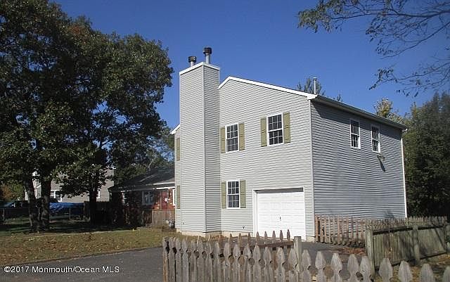 2nd image of 23 Newman St