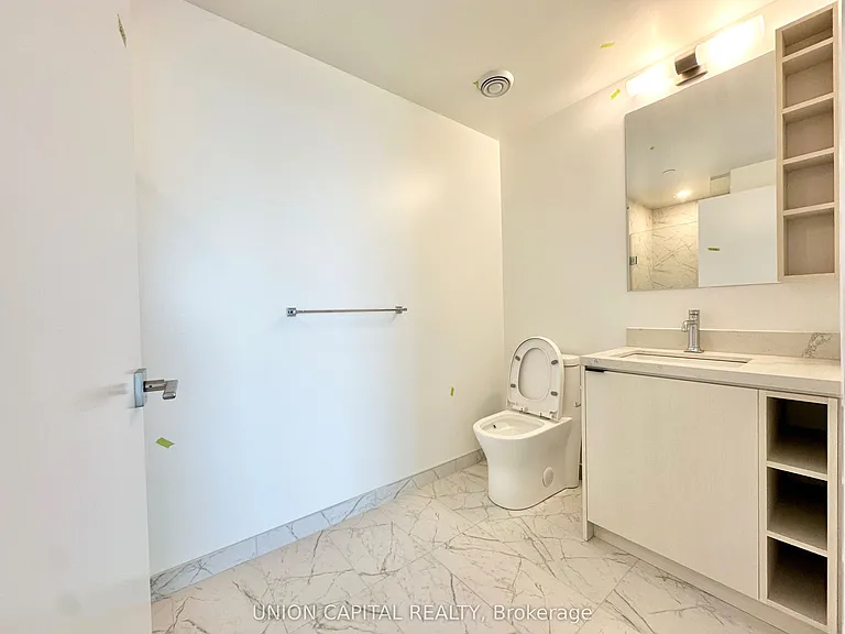 252 Church St #5511 — Photo 13