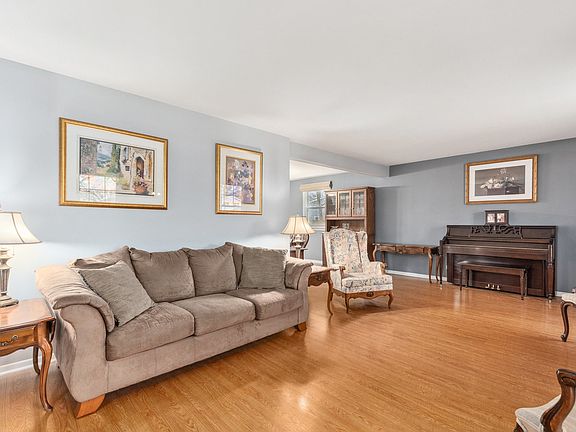 4th image of 6921 Sierra Dr