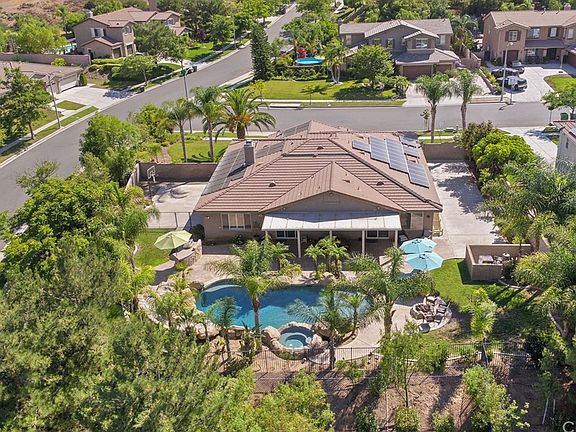 2nd image of 1555 Suncountry Cir