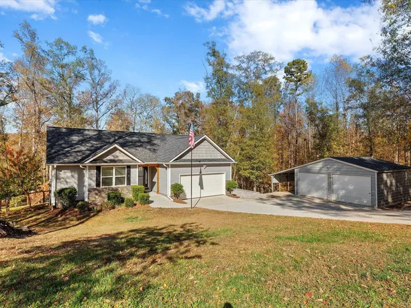 126 Randolph Ct, Woodruff, SC 29388