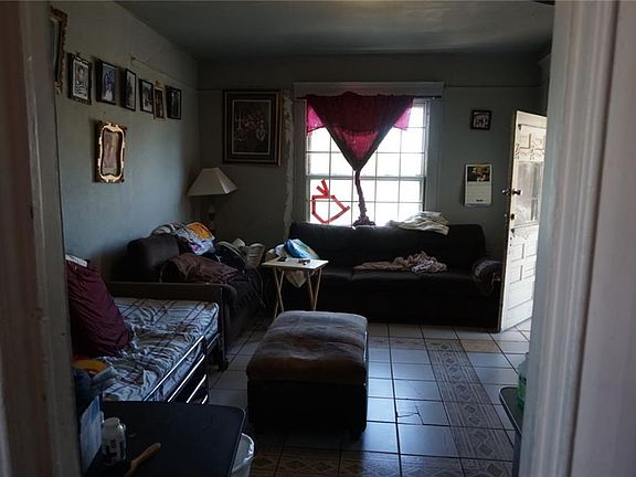 5th image of 3220 Frutas Ave
