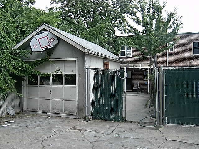 garage