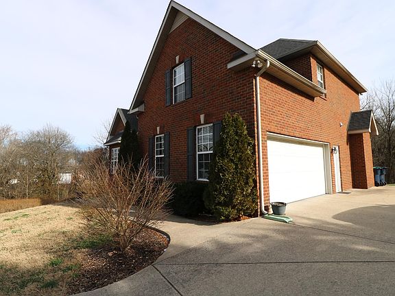 2nd image of 4006 Finegan Ct