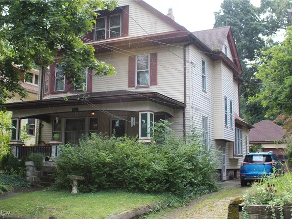 392 Cloverdale Ave, Akron, OH 44302