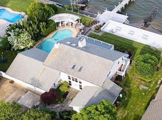 206 Queen Anne Club Dr, Stevensville, MD 21666