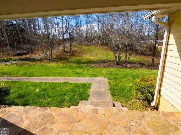 4th image of 10130 Buice Rd