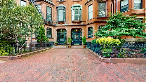 173 Marlborough St Photo 1