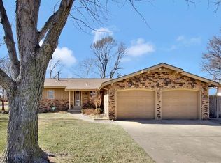 803 N Wood Ave, Wichita, KS 67212