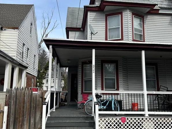 832 Carteret Ave, Trenton, NJ 08618