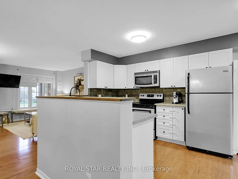 133 Margrave Ave — Photo 15