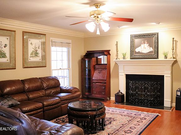 3rd image of 1743 Royal Harbor Dr