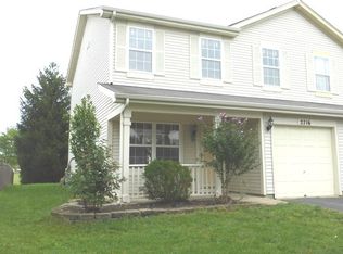 2716 Cedar Glade Rd, Naperville, IL 60564