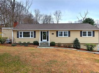 20 Beverly Rd, Trumbull, CT 06611