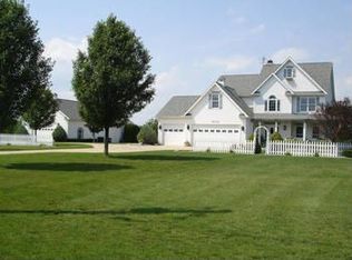 8242 Summerfeldt Rd, Saginaw, MI 48609