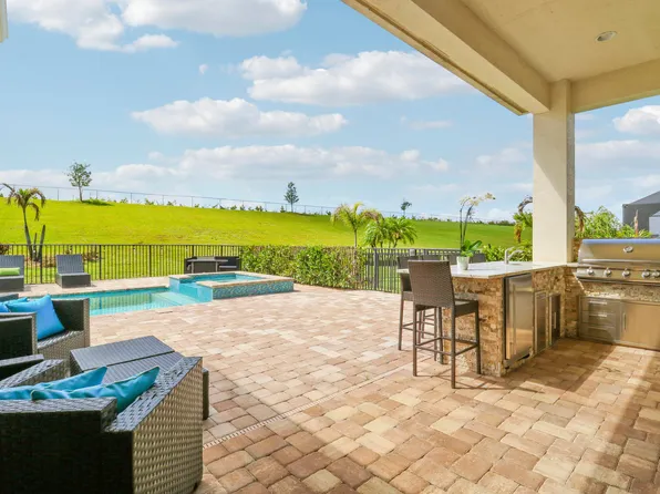 9247 SW Miracoli Way, Port St Lucie, FL 34987