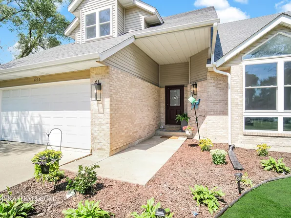 890 W 79th Ave, Merrillville, IN 46410