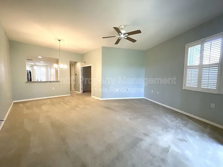 12090 Summergate Cir #101 — Photo 6