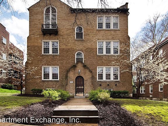 3rd image of 7536 Byron Pl