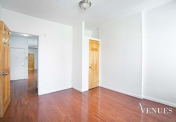 4th image of 430 E 120th St #2