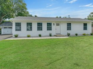 191 Ocean Gate Dr, Bayville, NJ 08721