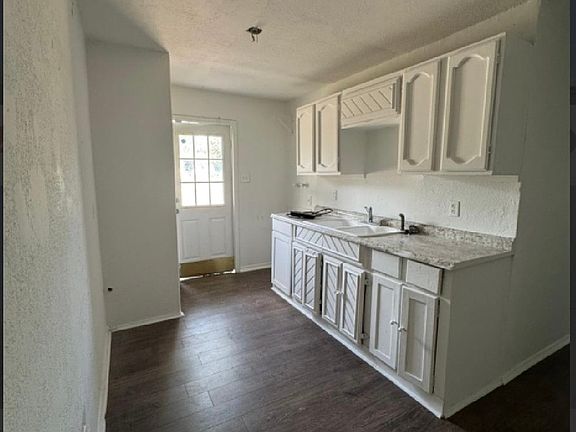 5th image of 174 OAK VALLEY DR