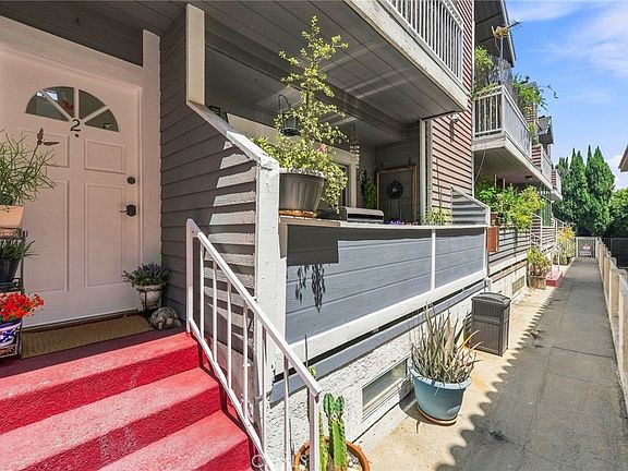 2nd image of 6926 Kester Ave