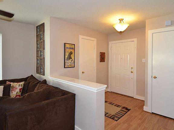 3rd image of 6114 Spruce Bough Ct