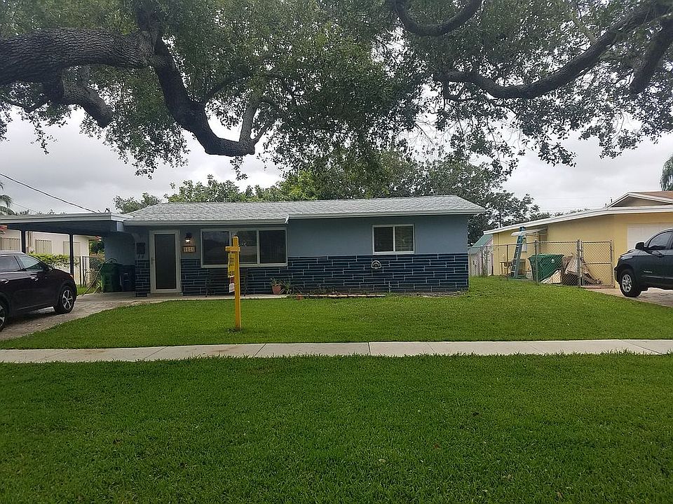 1st image of 9421 SW 52nd St