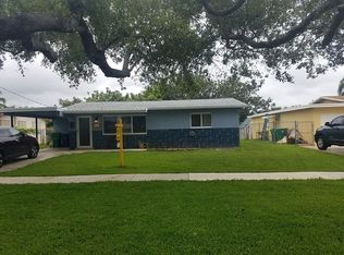 9421 SW 52nd St, Fort Lauderdale, FL 33328