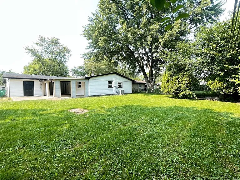 934 Beverly Dr — Photo 17