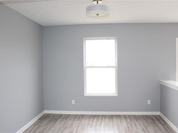 5th image of 2604 Newaygo Dr