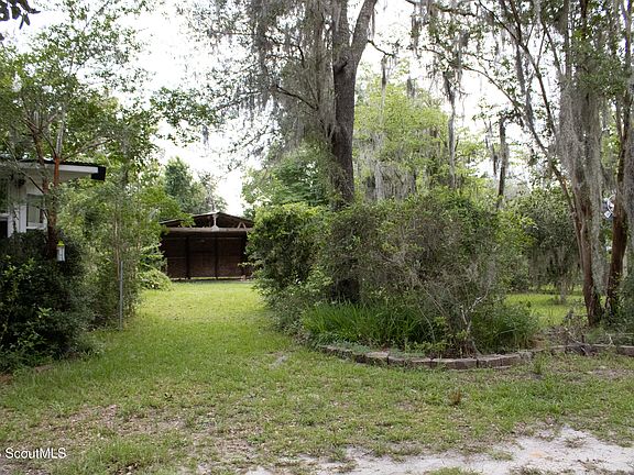 3rd image of 145 Payne Cir