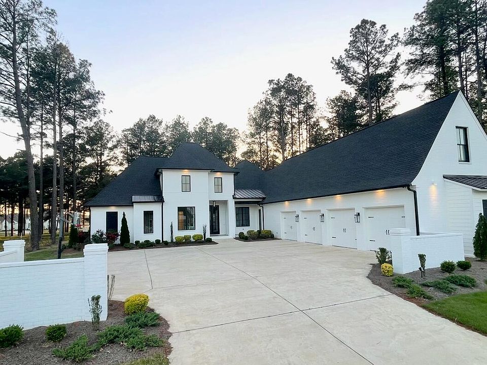1st image of 374 Lake Village Dr