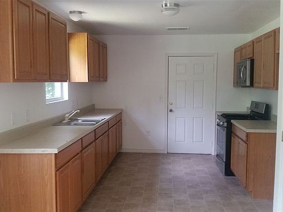 4th image of 2698 63rd St