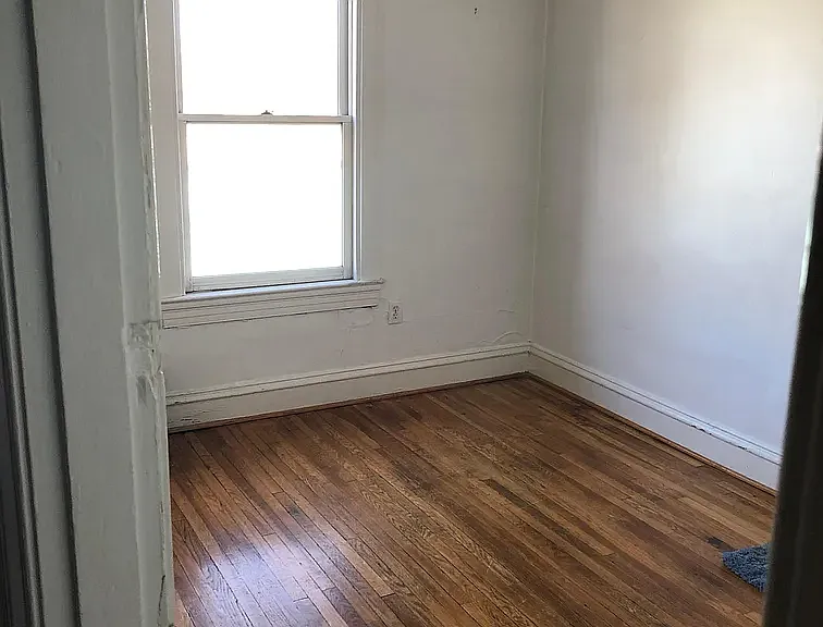 2608 Parkwood Ave — Photo 9