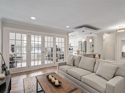 36 Barstow Road #1M, Great Neck, NY, 11021