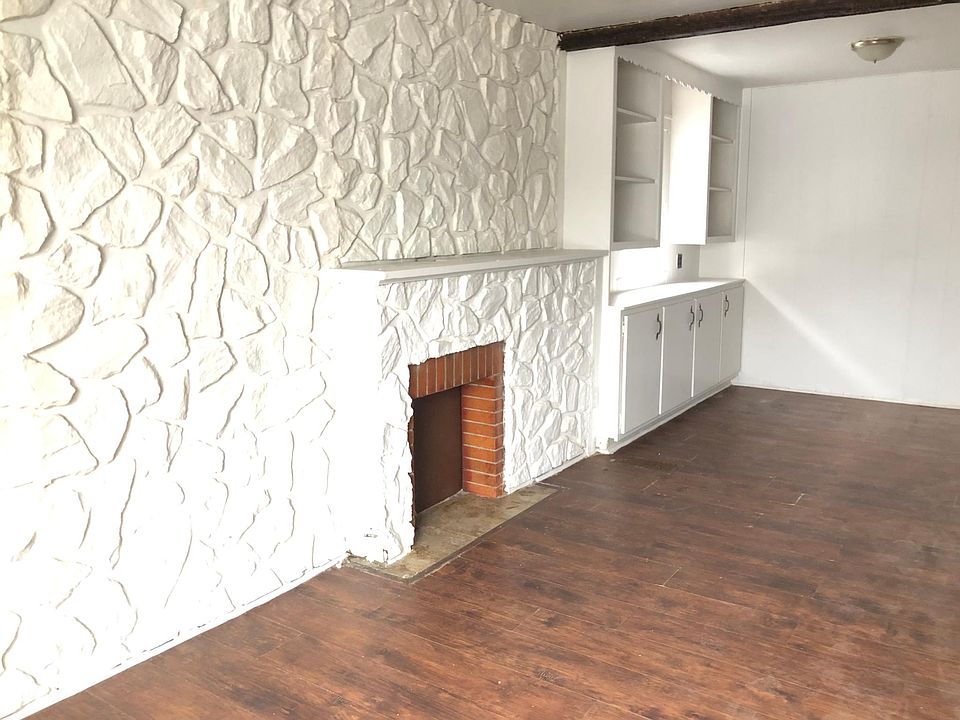 1st image of 546 Hewitt Ave Floor 1