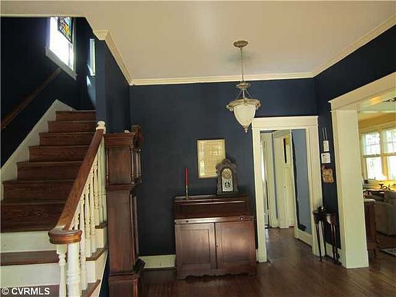 3rd image of 607 W 33rd St
