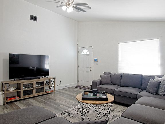 5th image of 3727 18th Ave S