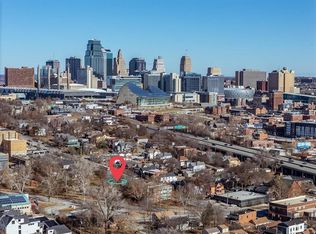 2018 Summit St, Kansas City, MO 64108