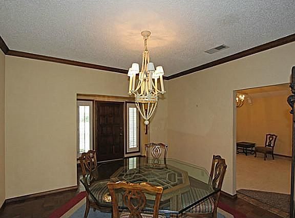 4th image of 2727 Whispering Trail Cir
