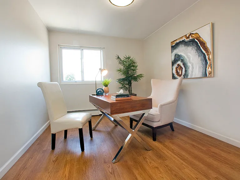 36 Arran Dr — Photo 9