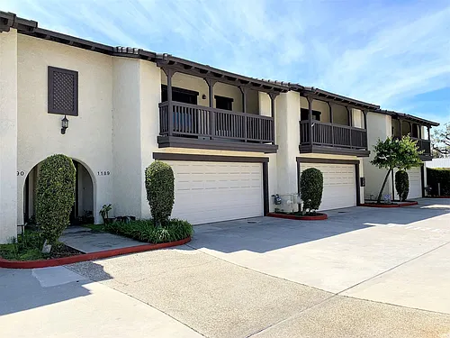 1189 Strawberry Ln Photo 1